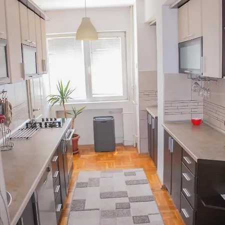 Modern Lux 3bedroom *