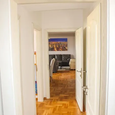 Modern Lux 3bedroom Appartement